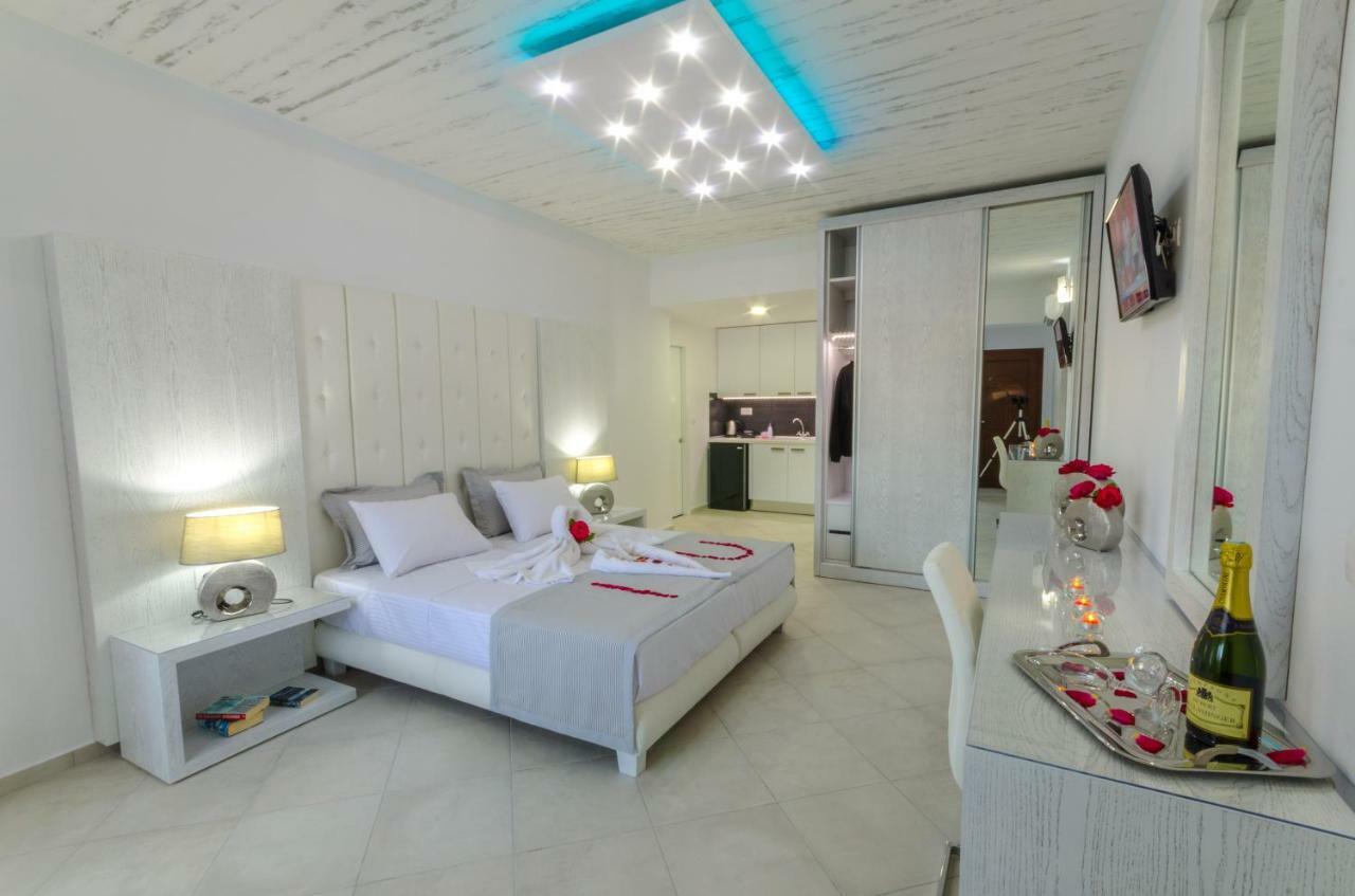 Ftelia Luxury Studio "Quattro" Megáli Ámosz Kültér fotó